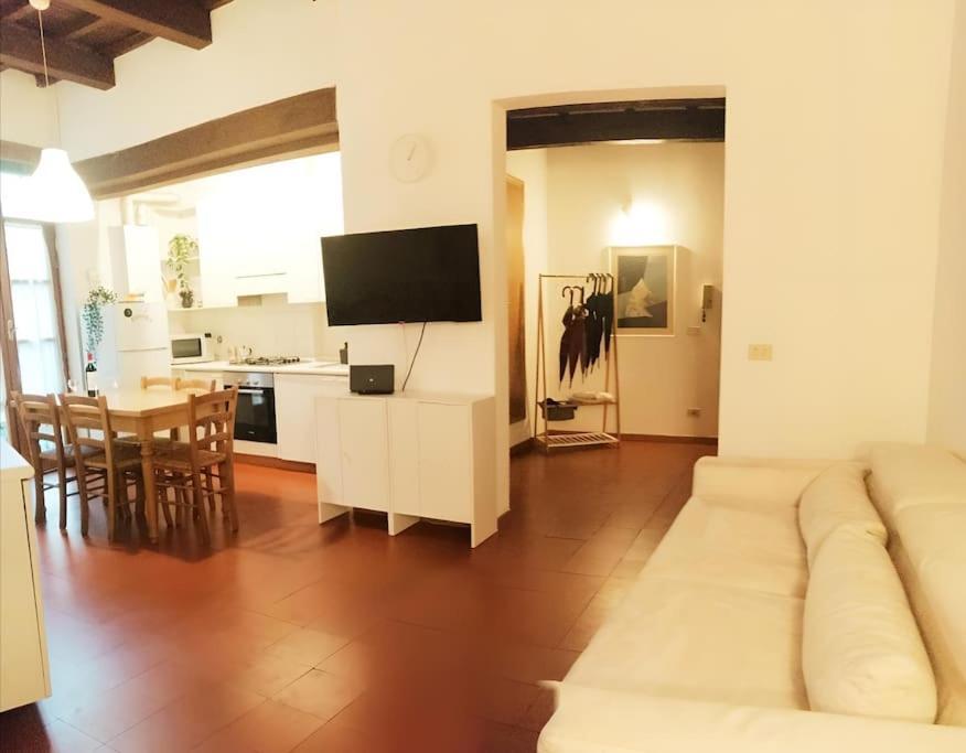 Cozy Apartment Near Train Station フィレンツェ エクステリア 写真